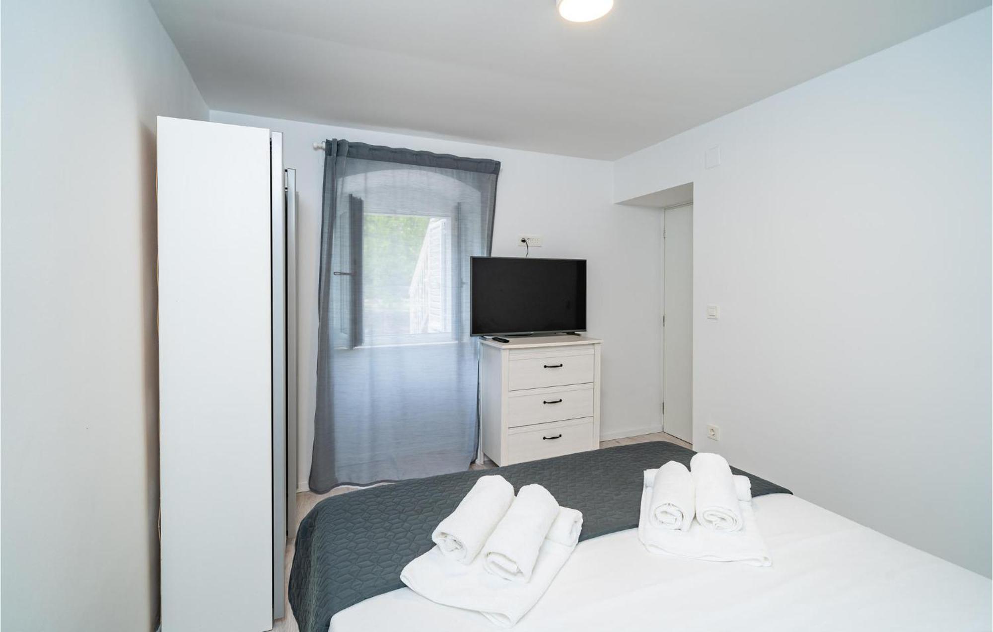 Nice Apartment In Dubrovnik With Kitchen Εξωτερικό φωτογραφία