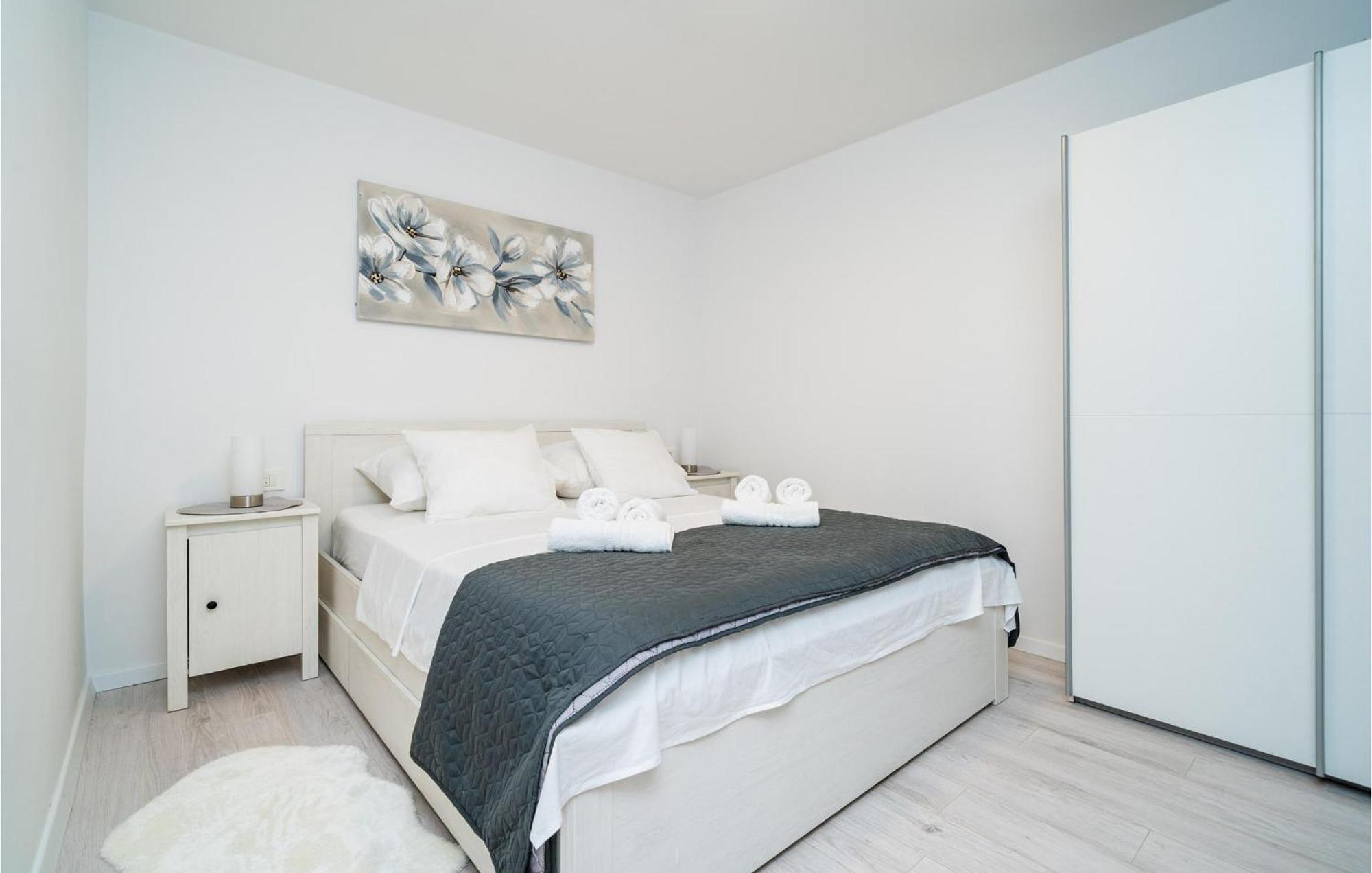 Nice Apartment In Dubrovnik With Kitchen Εξωτερικό φωτογραφία