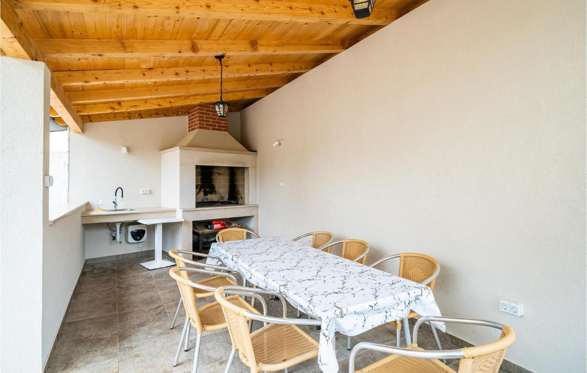 Nice Apartment In Dubrovnik With Kitchen Εξωτερικό φωτογραφία