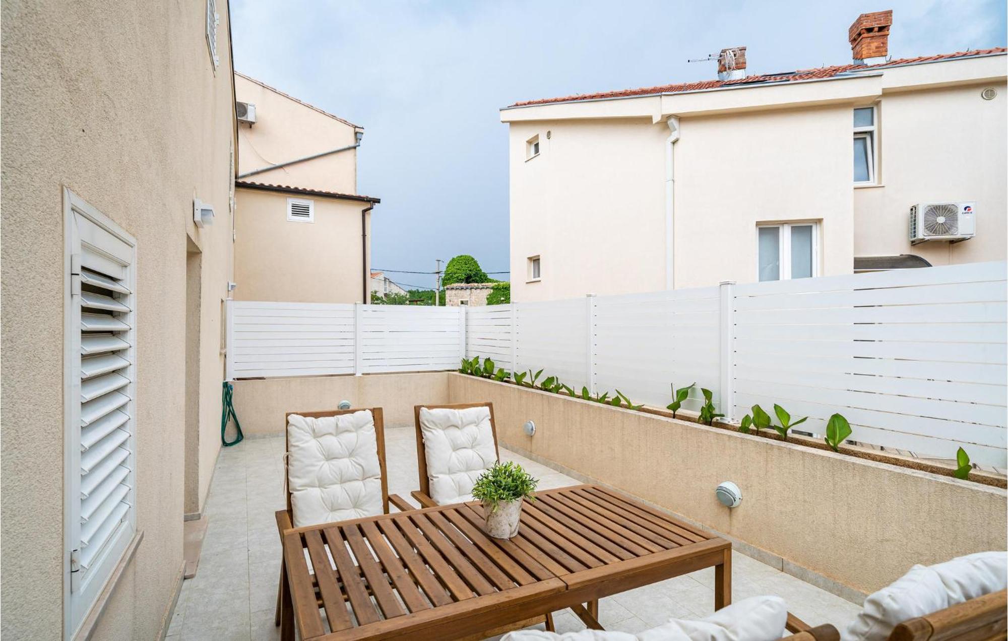 Nice Apartment In Dubrovnik With Kitchen Εξωτερικό φωτογραφία